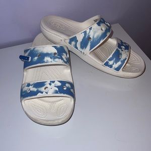 Crocs 2 strap sandals men’s 6 women’s 8 lightly worn